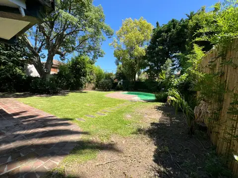 Casa 7 ambientes con 3 baños