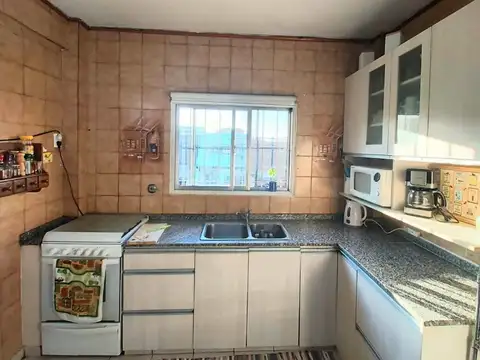 Depto Tipo Casa en Venta en Villa Adelina, USD 145.000