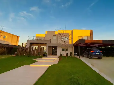 Las Lomas Haras Santa María Loma Verde, Escbar