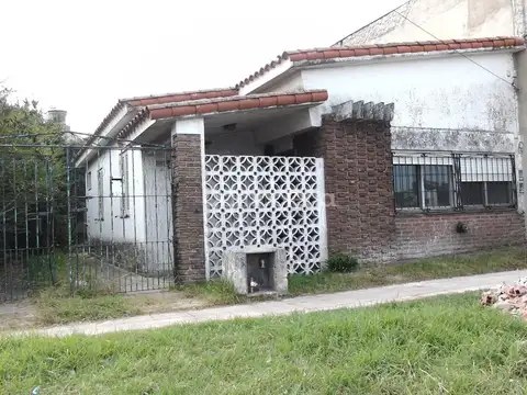 Colectora Norte Acceso Oeste 8000