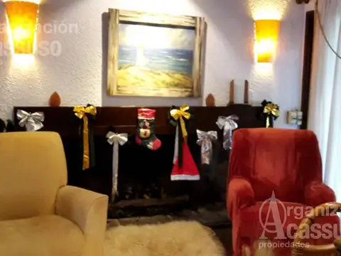 Casa en Venta con 1 cochera