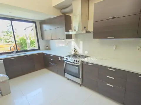 Casa en Alquiler Temporal de 5 dormitorios