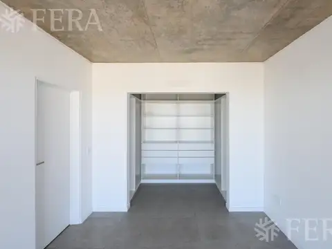 Venta de departamento 3 ambientes con balcón corrido en Sarandí