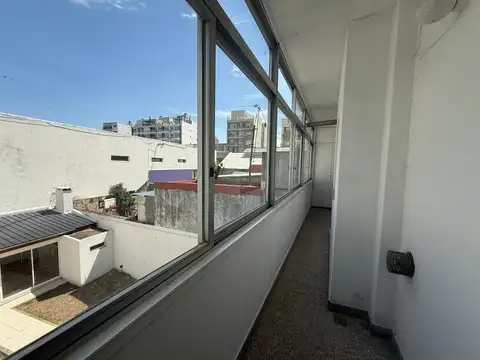 Departamento en Alquiler 32 años