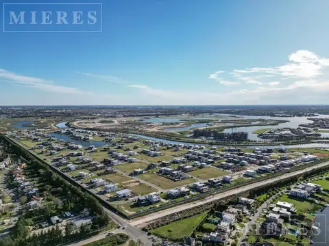 Terreno en Venta en Nordelta Carpinchos, USD 240.000