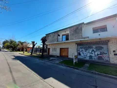 Casa en Venta en Castelar Norte, USD 210.000