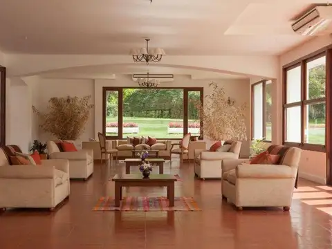 Venta de Hotel en San Lorenzo, Salta