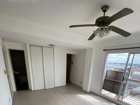 Departamento en Alquiler en Villa Bosch, $ 380.000