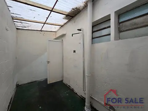 Local en Venta en Villa del Parque, USD 60.000