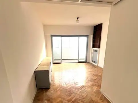 Departamento en Alquiler en Once, $ 700.000