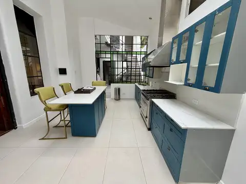 Depto Tipo Casa 3 ambientes con 2 baños