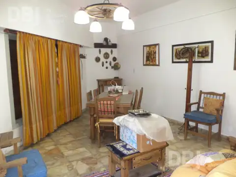 VENTA DE CASA PH 3 AMBIENTES  EN LOMAS DEL MIRADOR