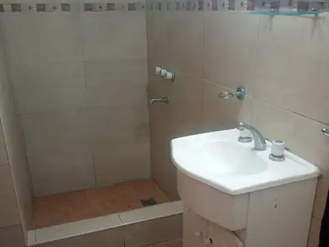 Depto Tipo Casa en Alquiler de 2 dormitorios