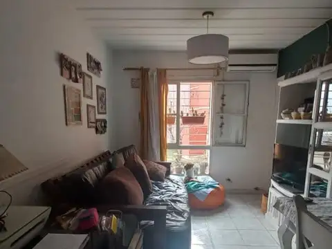 Miguel De Mojica 1300 , Piso 1