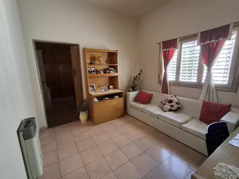 Casa en Venta en Jose Leon Suarez, USD 130.000