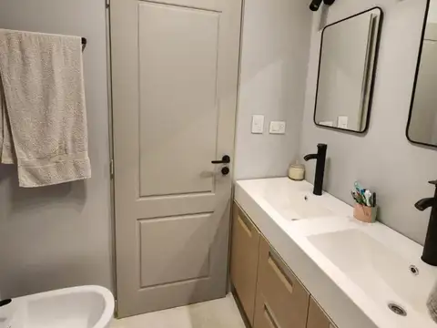 Depto Tipo Casa 3 ambientes con 2 baños