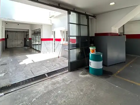 Local en Alquiler Via Púb.