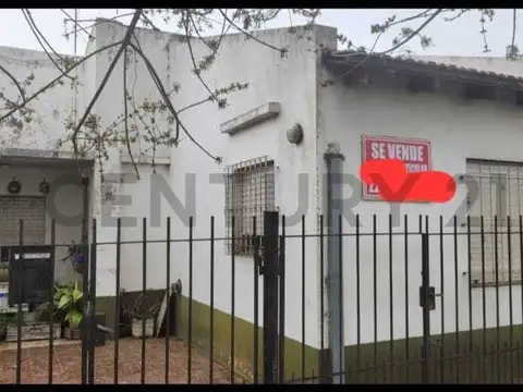 VENTA DE CASA P/RECICLAR  | AV. 137 e/ 530 y 531 | La Plata
