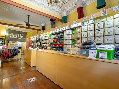 Oficina/Local en la mejor ubicación de Urquiza Sin expensas