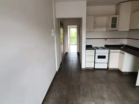 Avenida Argentina 900