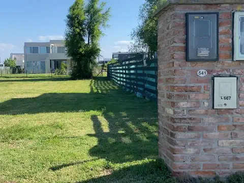 Venta Lote Interno Central en El Naudir Escobar