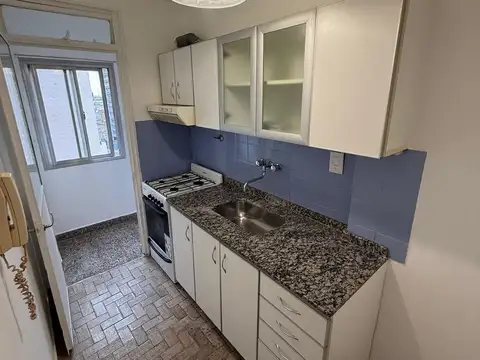 Departamento en Alquiler en Gerli, $ 650.000