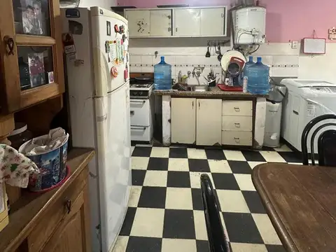 Casa 3 ambientes con 2 baños