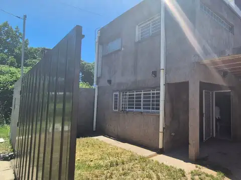Casa en Alquiler en Villa Mercedes, $ 450.000