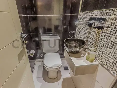 Departamento 4 ambientes con 2 baños