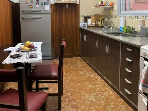 Depto Tipo Casa en Venta en Villa Sarmiento, USD 115.000