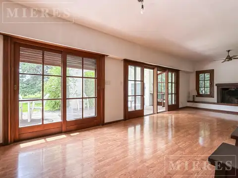 Casa en venta en Mayling Club de Campo con excelente vista al golf