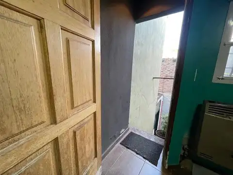 Depto Tipo Casa 4 ambientes con 1 baño