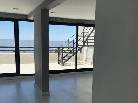 Lencke vende - excelente Oficina a estrenar, increibles vistas