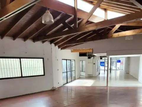 LOCAL 376 M2. APTO DESARROLLO MICROCENTRO