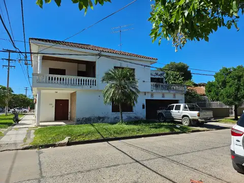 Venta Casa 6 Ambientes, Esquina Centro Formosa
