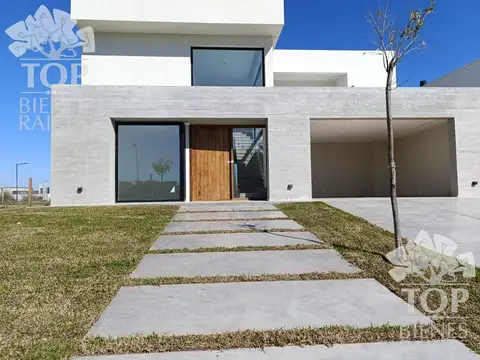 Casa a la Venta-Puertos del Lago