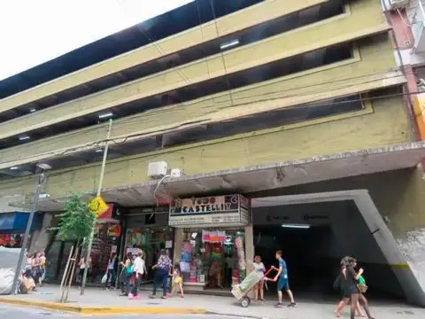 Cochera en venta - 18Mts2 - Once
