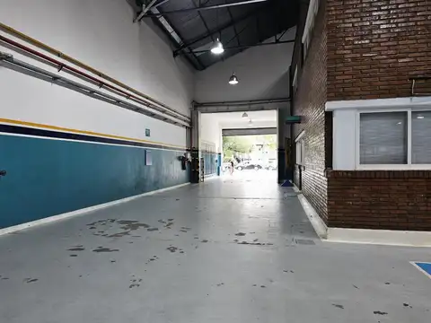 Galpon en Venta 62  mts Fondo