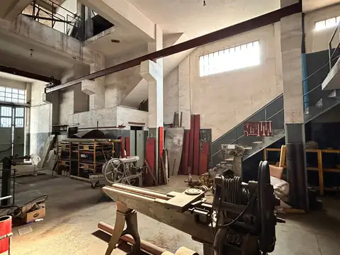 Galpon en Alquiler 25,47  mts Fondo