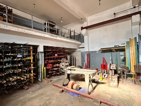 Galpon en Alquiler 9,50  mts Frente