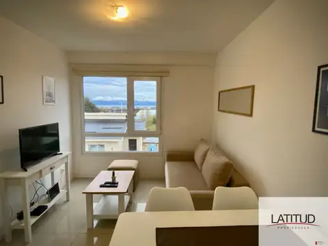 Sebastián Elcano 100