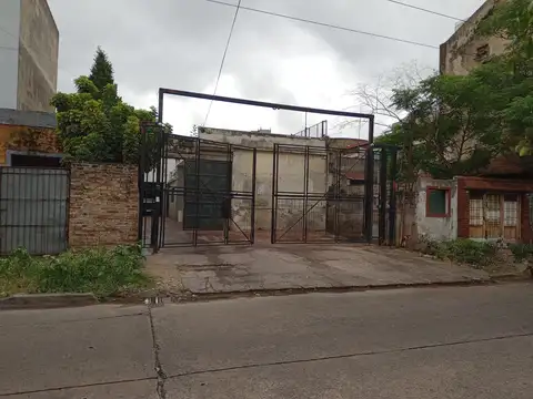 Victorino de la Plaza 700