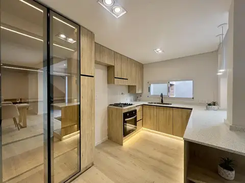 Depto Tipo Casa en Venta en Centro, USD 219.000