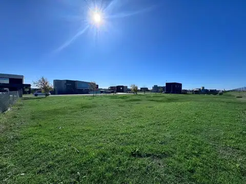 Terreno en Venta en Magallanes - Barrio cerrado, USD 59.000