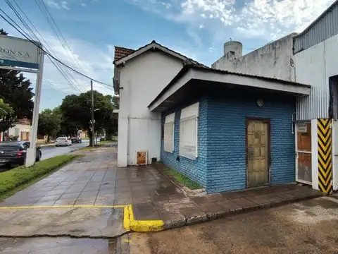 INMUEBLE COMERCIAL Oficina  + Galpón - Venta