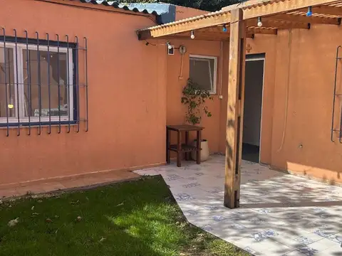Depto Tipo Casa en Venta con 1