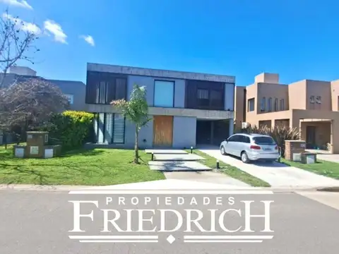 CASA EN VENTA HARAS MARIA VICTORIA