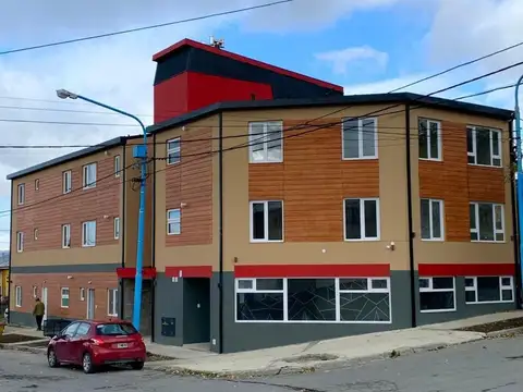 VENTA AMPLIO DEPTO DE 1 DORM. EN USHUAIA
