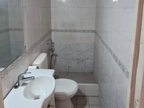 Depto Tipo Casa en Venta 56 años