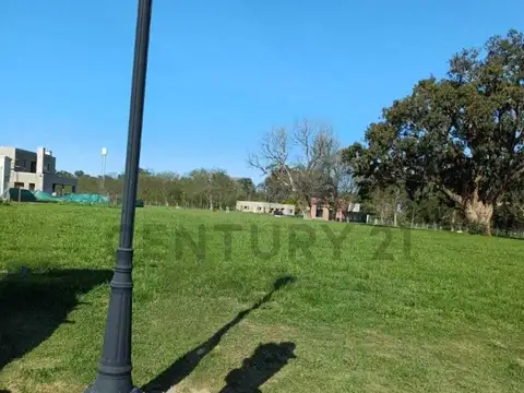 Terreno en Venta 20  mts Frente